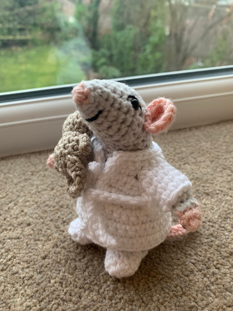 Larkwell Pocket Mouse & Suitcase Playset – Amigurumi Crochet Pattern (Instant PDF))